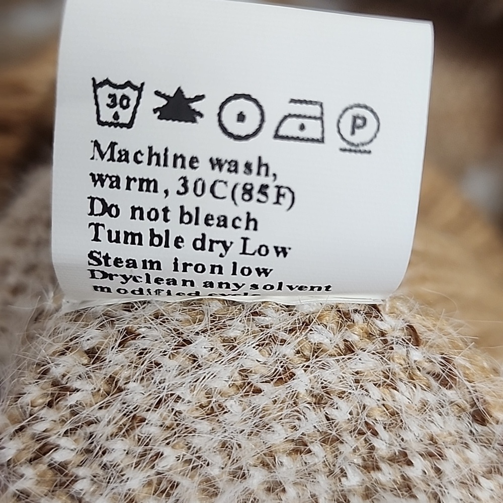 Dokotoo Tan & White Floral Button-down Cardigan Sweater Sz L Gardencore Adorable - Picture 10 of 10